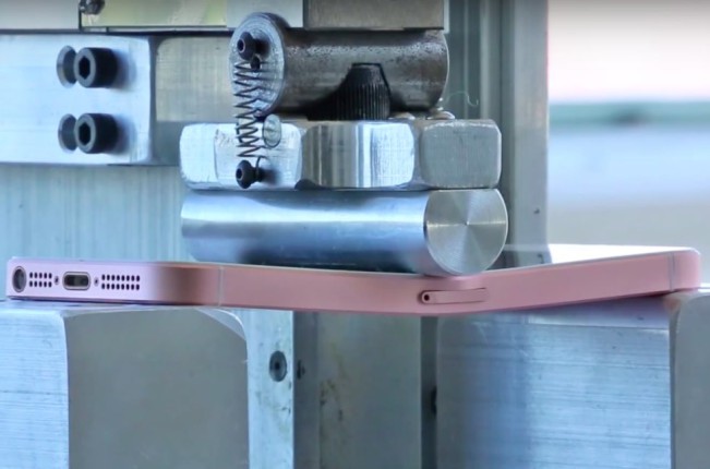 iphone-se-resistance