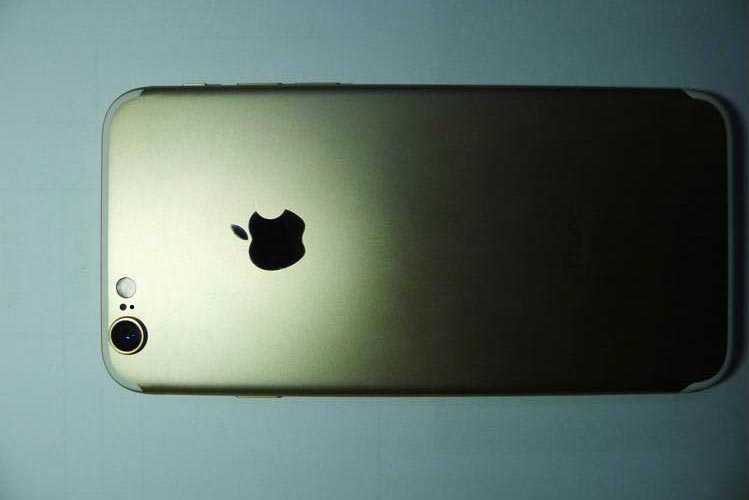 iphone-7-gold