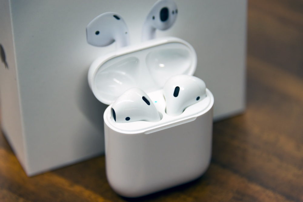 AirPods