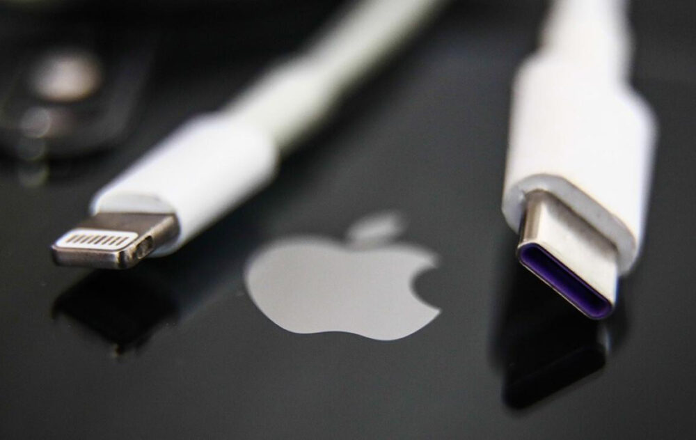 iPhone USB-C