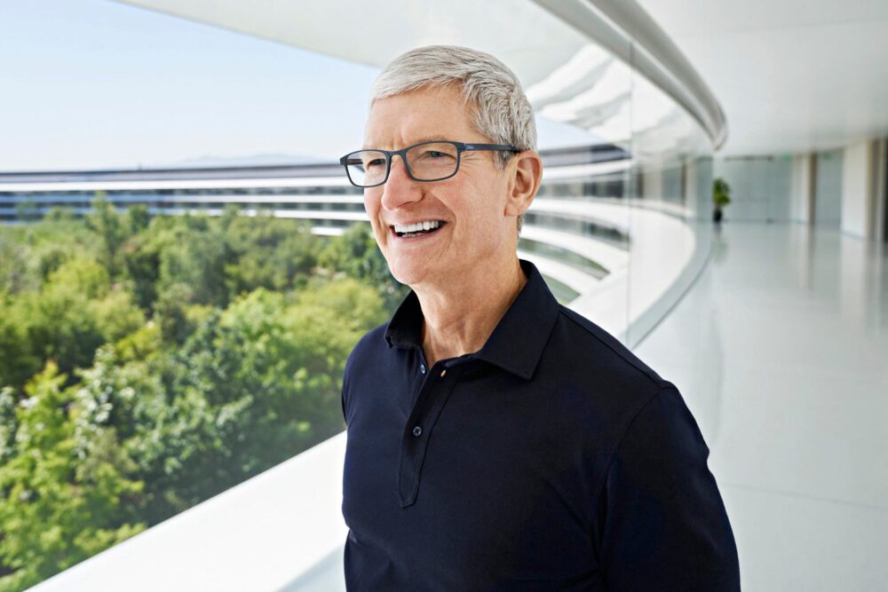 salaire de Tim Cook