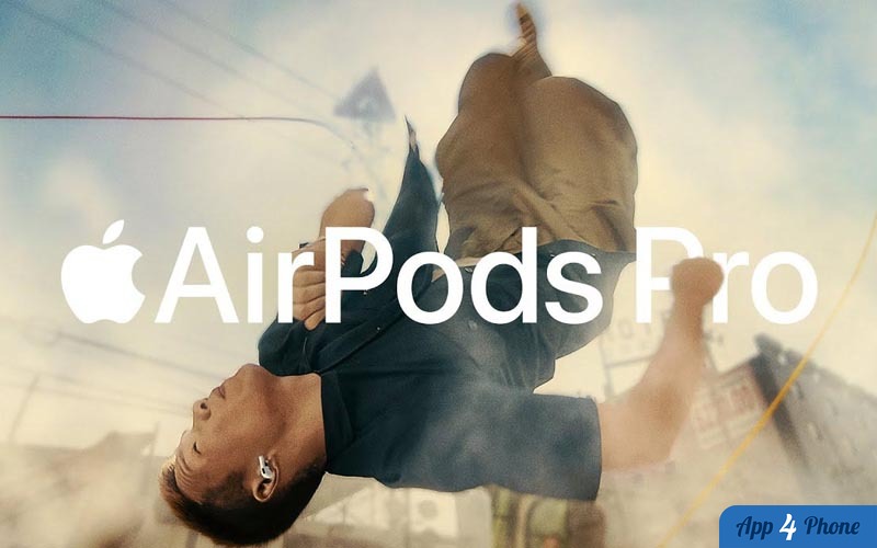 AirPods Pro portés par une personne dans une scène artistique