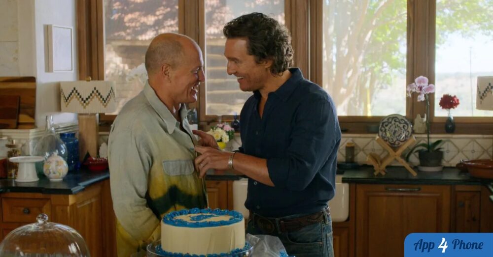 Matthew McConaughey et Woody Harrelson devant un gâteau