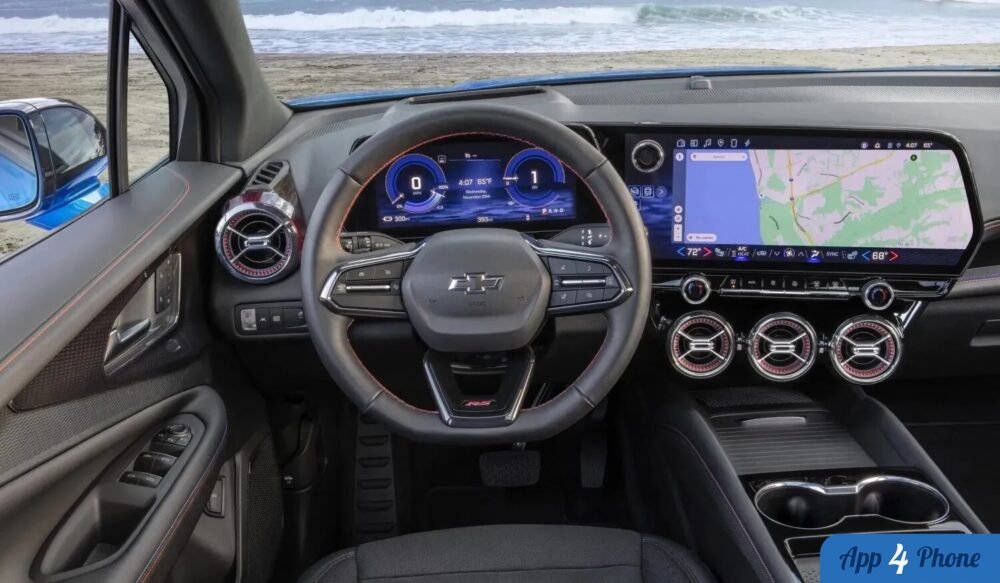 Tableau de bord Chevrolet avec écran central de navigation intégré