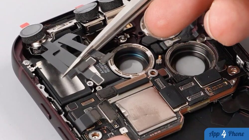 Illustration : First iPhone 18 Pro teardown shows larger battery and vapor chamber