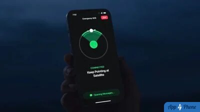 iPhone affichant l’écran de connexion SOS par satellite