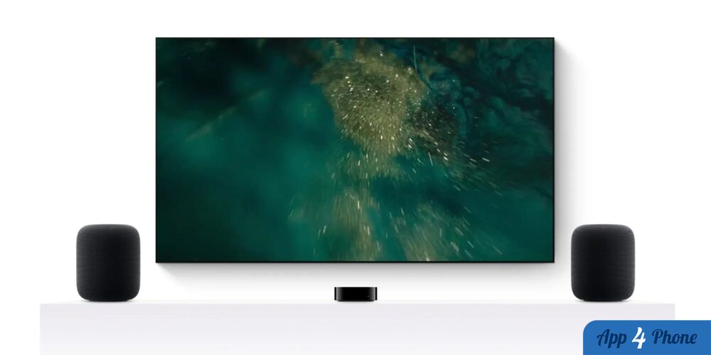 Téléviseur entouré de deux HomePod et d’un boîtier Apple TV
