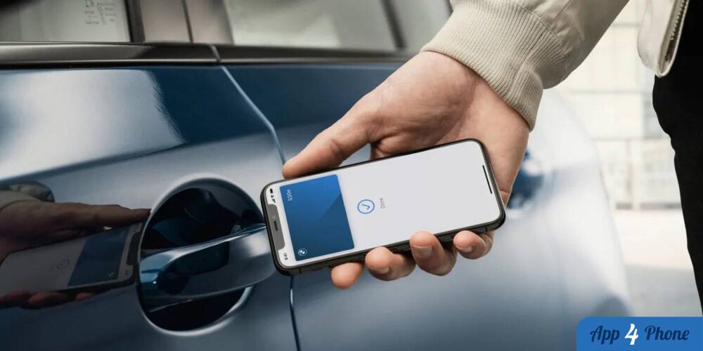 Un iPhone utilisé comme clé numérique près d'une portière automobile