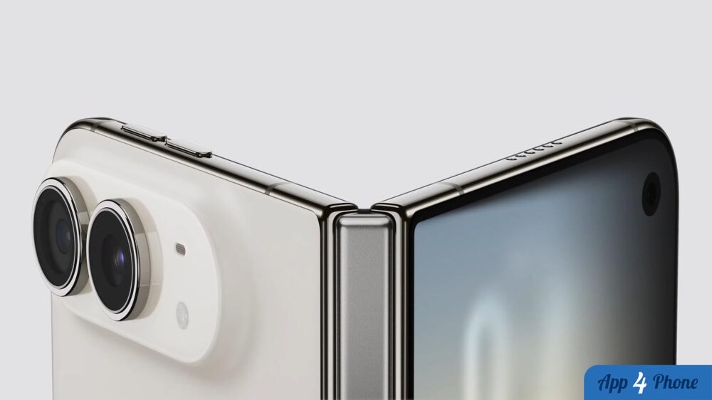 Gros plan sur le smartphone pliant iPhone Duo ouvert